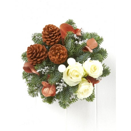 Christmas arrangement white roses & greeneries